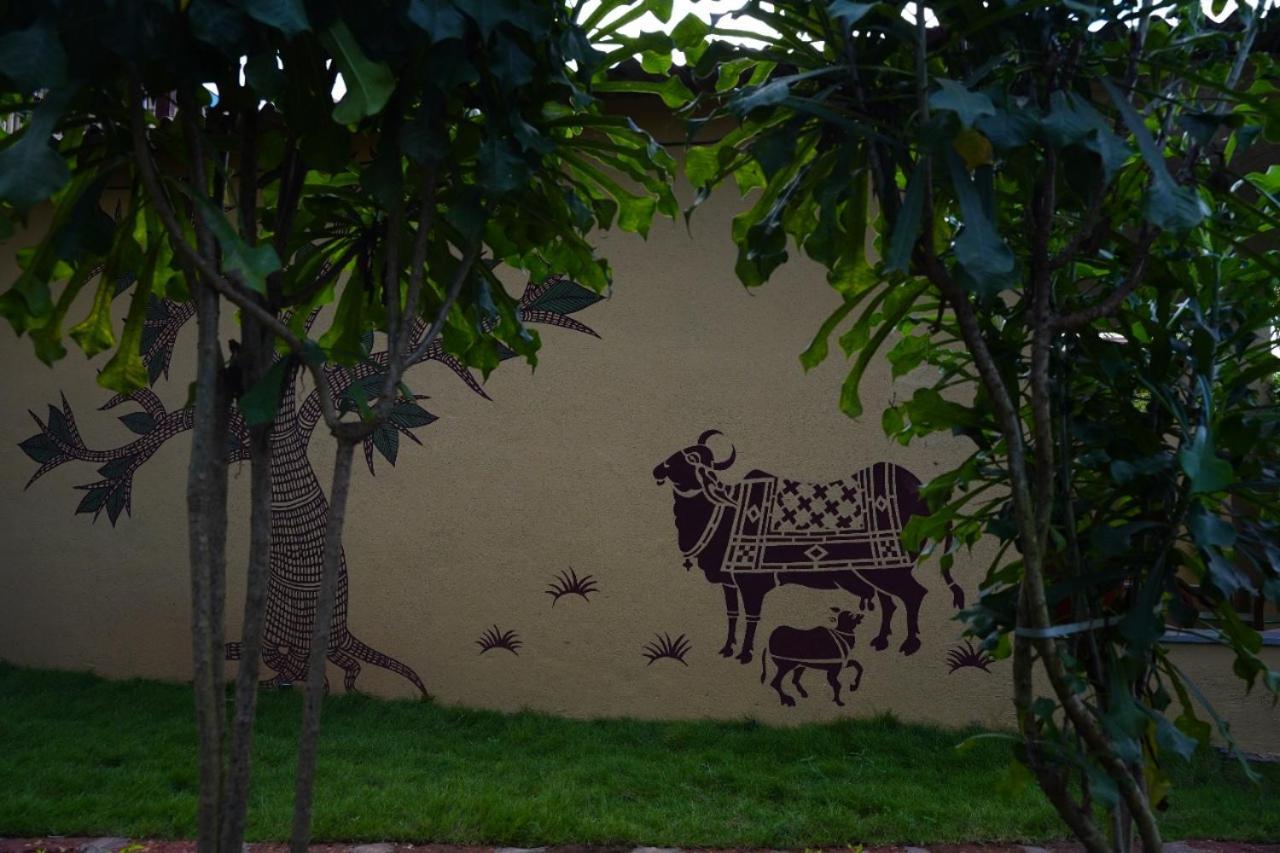 Vita Farms Titwala Bagian luar foto