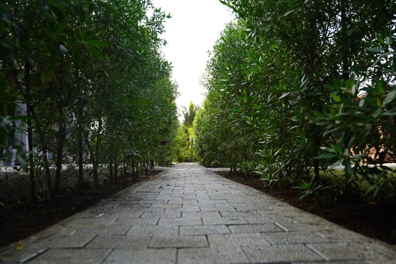 Vita Farms Titwala Bagian luar foto